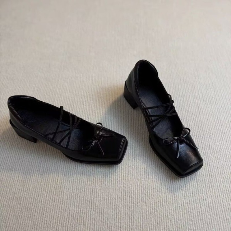 Single Shoes Fashion New Squar - Women'S Shoes In Size 12 avaliação e preço