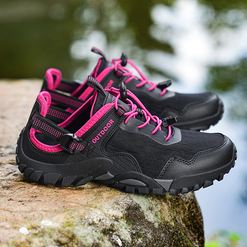 Classic Black Red Women Hiking - Women Shoes Big W avaliação e preço