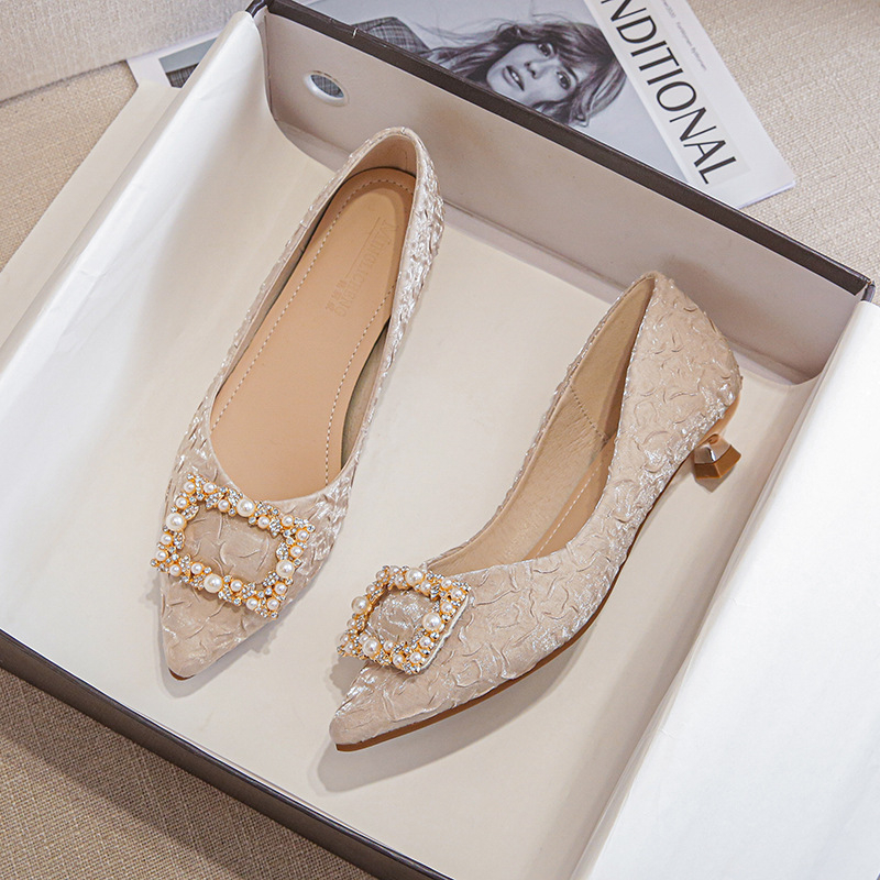Ivory Textured Satin Pointed T - Women'S Shoes For Work avaliação e preço